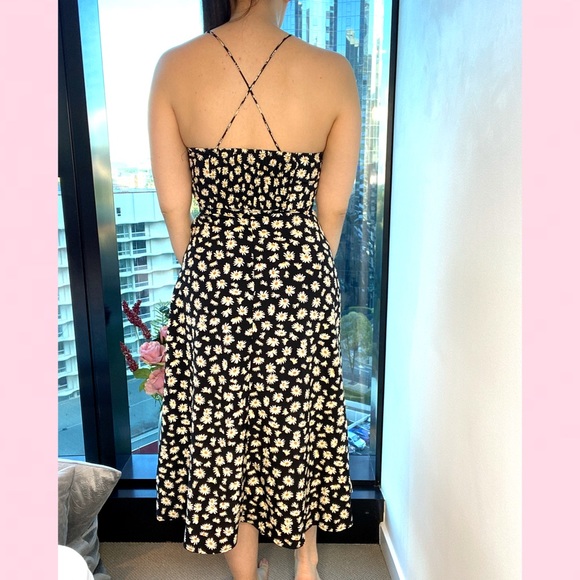 Summer Dress - Picture 2 of 4